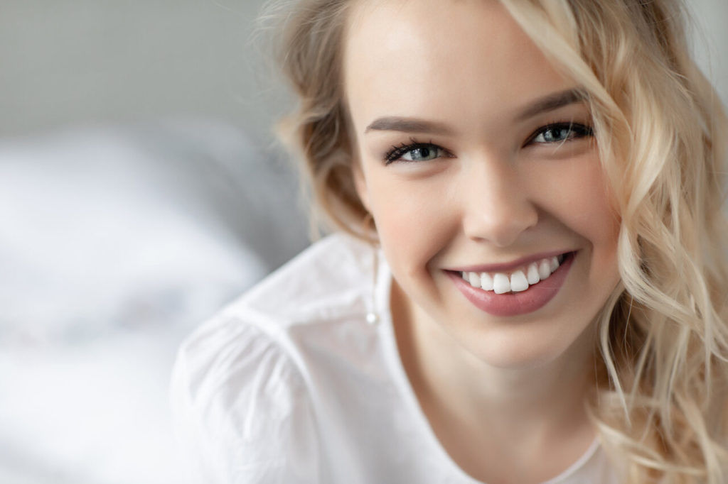 Veneers bei schiefen Zähnen